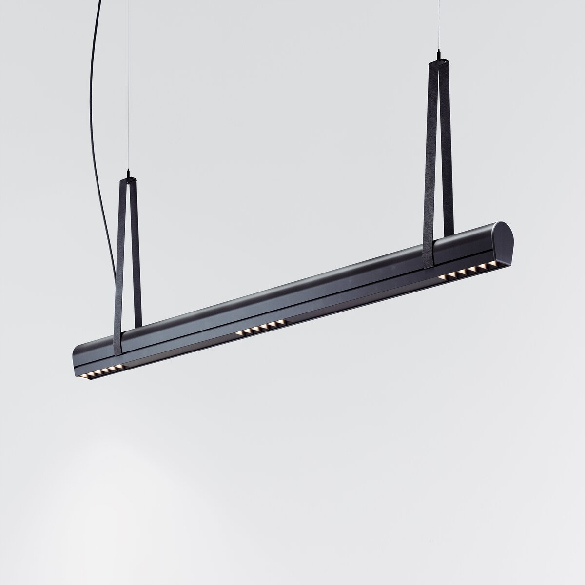 Leuchte TULIP BEAM BLACK