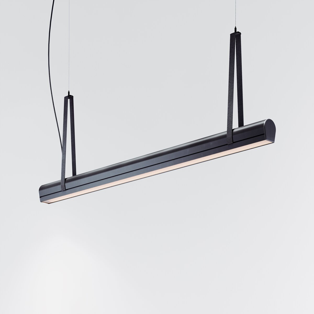 Leuchte TULIP BEAM BLACK